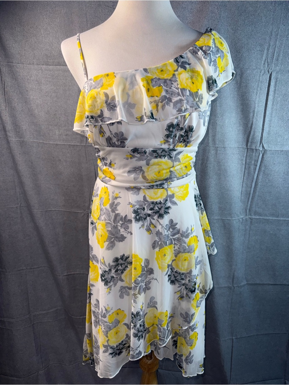 1827-Speechless Yellow & Gray One-Shoulder Floral Ruffle Dress